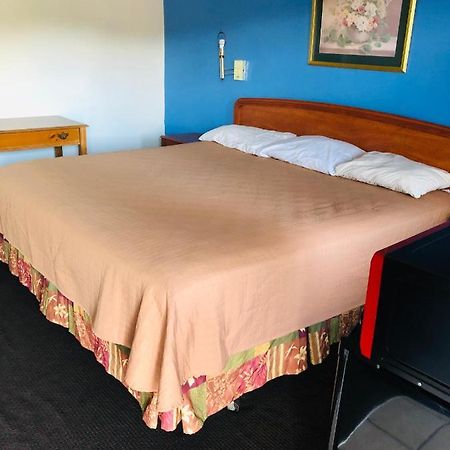 Economy Inn - Lawtey Buitenkant foto