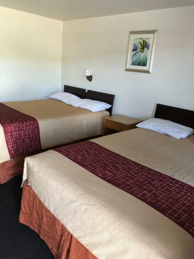 Economy Inn - Lawtey Buitenkant foto